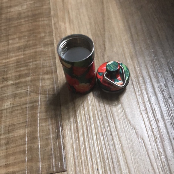 Meds container - Picture 4 of 4